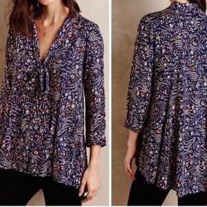 Maeve Anthropologie-Tie Neck Swing Blouse Floral
Small Boho shirt